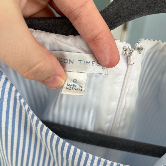 London fog size 6 blue and white stripe dress with white lace details - Picture 7 of 7